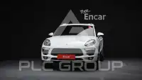 2016 Porsche Macan