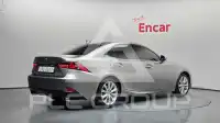 2016 Lexus IS
