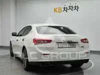 2016 Maserati GHIBLI