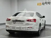 2016 Maserati GHIBLI