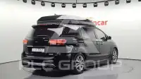 2016 KIA Carnival