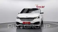 2016 KIA Carnival
