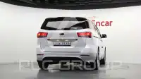 2016 KIA Carnival