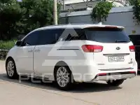 2016 KIA Carnival
