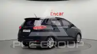 2016 KIA Carens