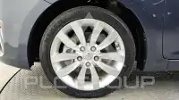 2016 KIA Carens