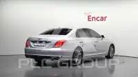 2016 Genesis G90
