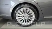 2016 Genesis G90