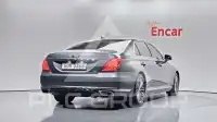 2016 Genesis G90