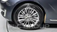 2016 Genesis G90