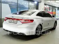 2016 Hyundai Grandeur