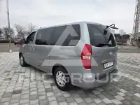 2016 Hyundai Starex