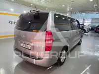 2016 Hyundai Starex