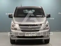2016 Hyundai Starex