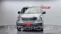 2016 Hyundai Starex