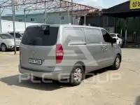 2016 Hyundai Starex