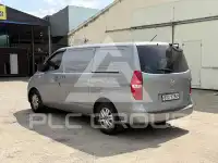 2016 Hyundai Starex
