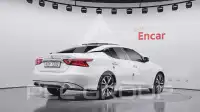 2017 Nissan Maxima