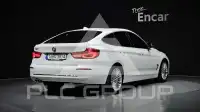 2017 BMW 320