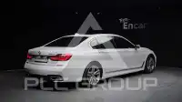 2017 BMW 740M