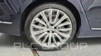 2017 BMW 750