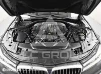 2017 BMW 750