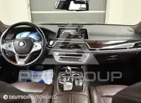 2017 BMW 750