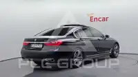 2017 BMW 740M