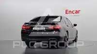 2017 BMW 760M