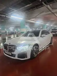 2017 BMW 740M