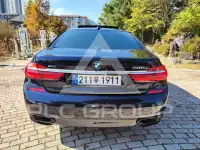 2017 BMW 740M