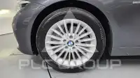 2017 BMW 320