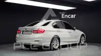 2017 BMW 320