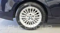 2017 BMW 320