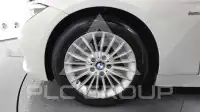 2017 BMW 320