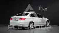 2017 BMW 320