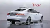 2017 Jaguar XF