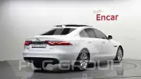 2017 Jaguar XF