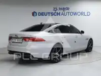 2017 Jaguar XF