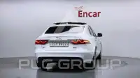 2017 Jaguar XF