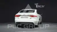 2017 Jaguar XF