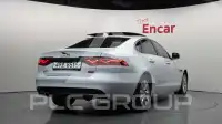 2017 Jaguar XF