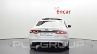 2017 Jaguar XF