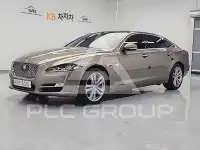 2017 Jaguar XJ