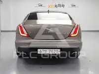 2017 Jaguar XJ