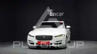 2017 Jaguar XE