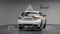 2017 Infinity Q30