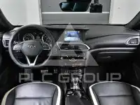 2017 Infinity Q30