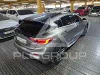 2017 Infinity Q30