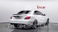 2017 Mercedes Benz C-Class